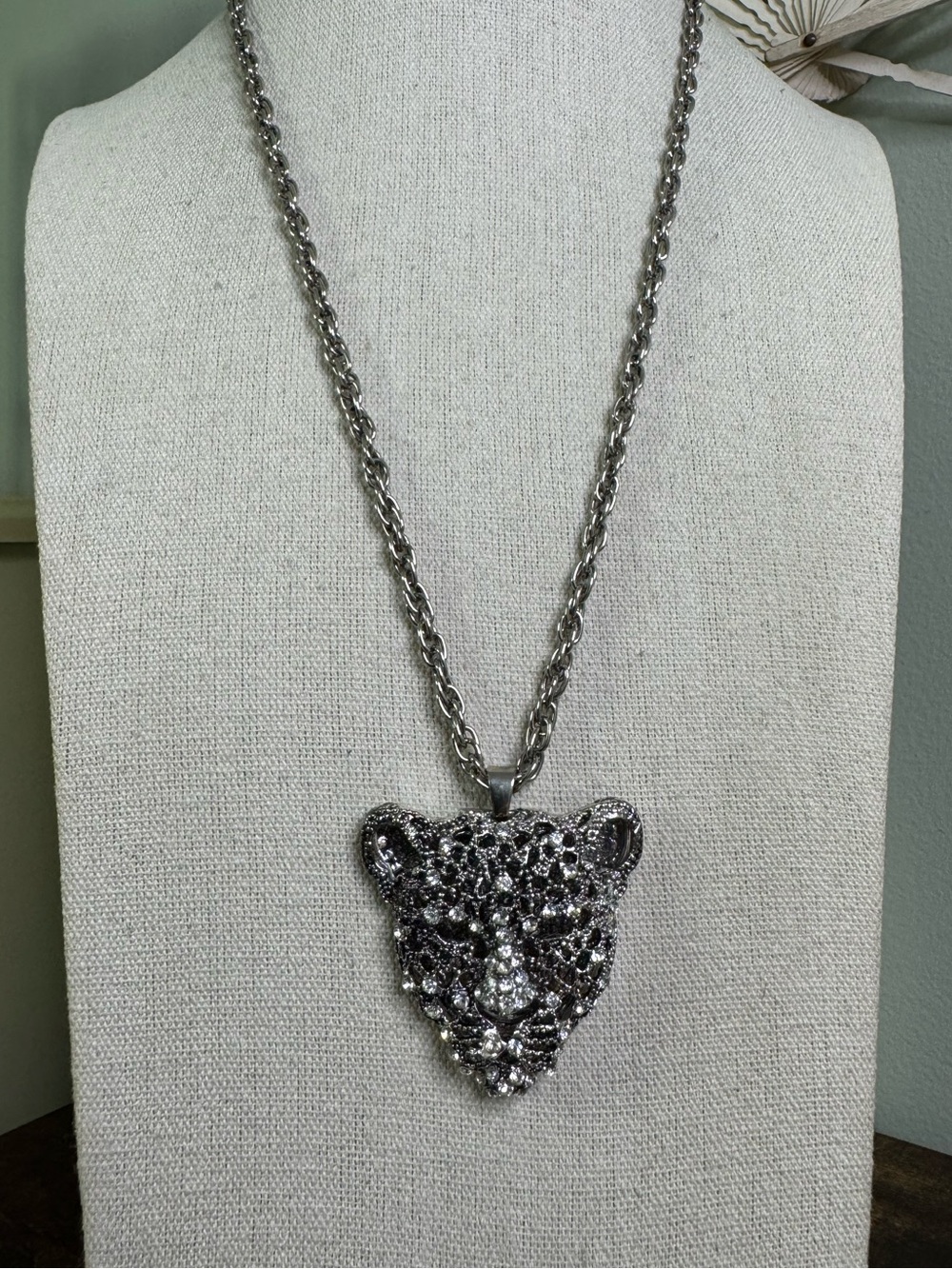 Silver Crystal Leopard Head Pendant Necklace - Silver